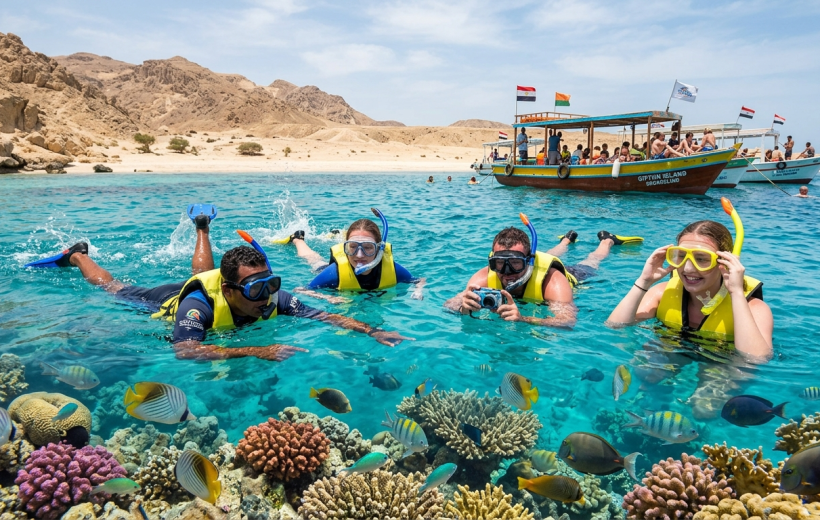 Hurghada Snorkeling Trip to Giftun Island